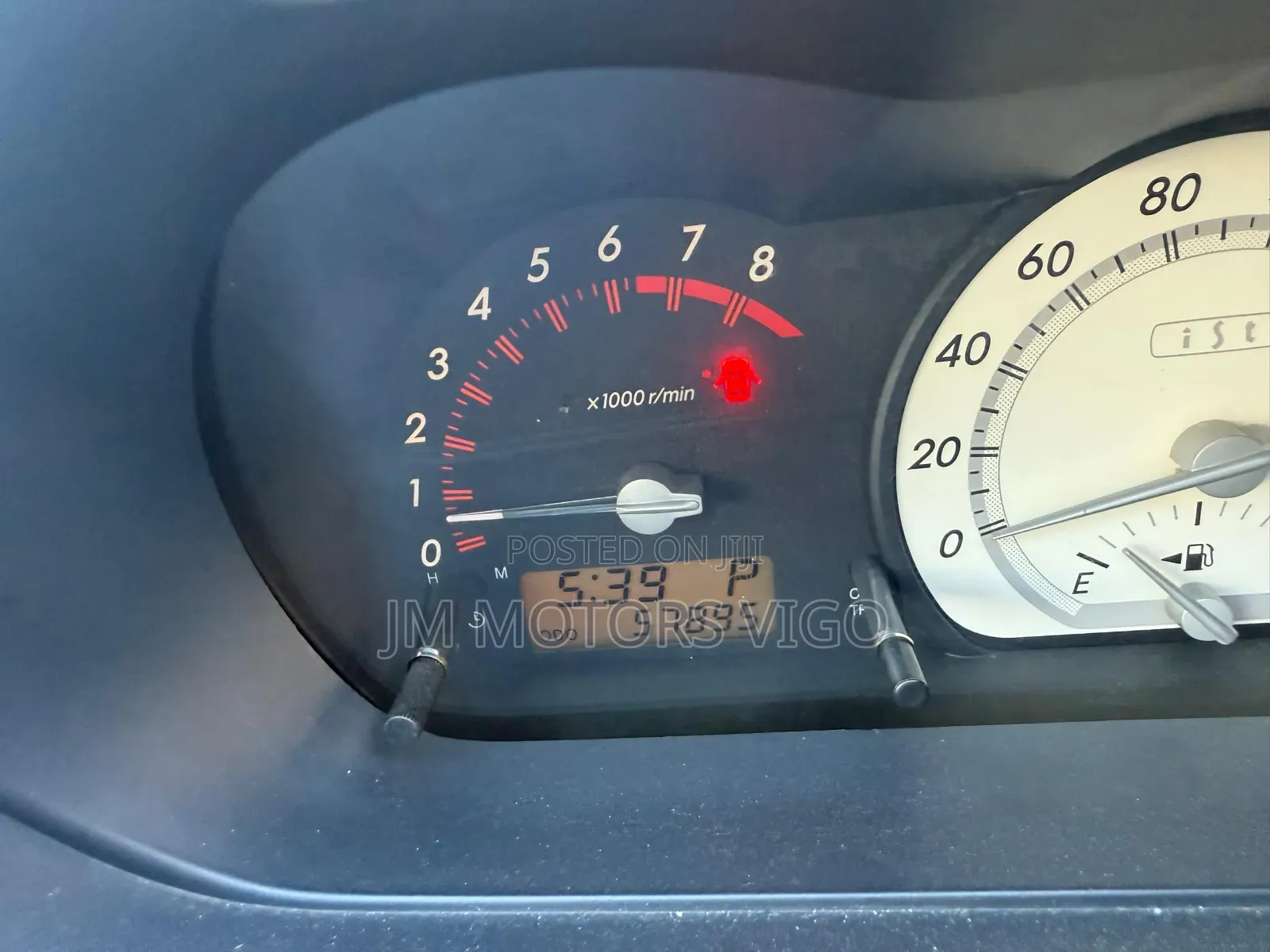 Toyota IST 2005 Gray