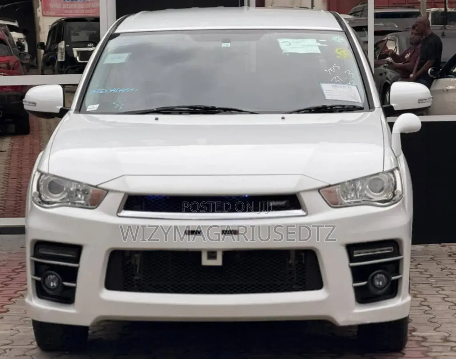 Mitsubishi Outlander 2012 Off white