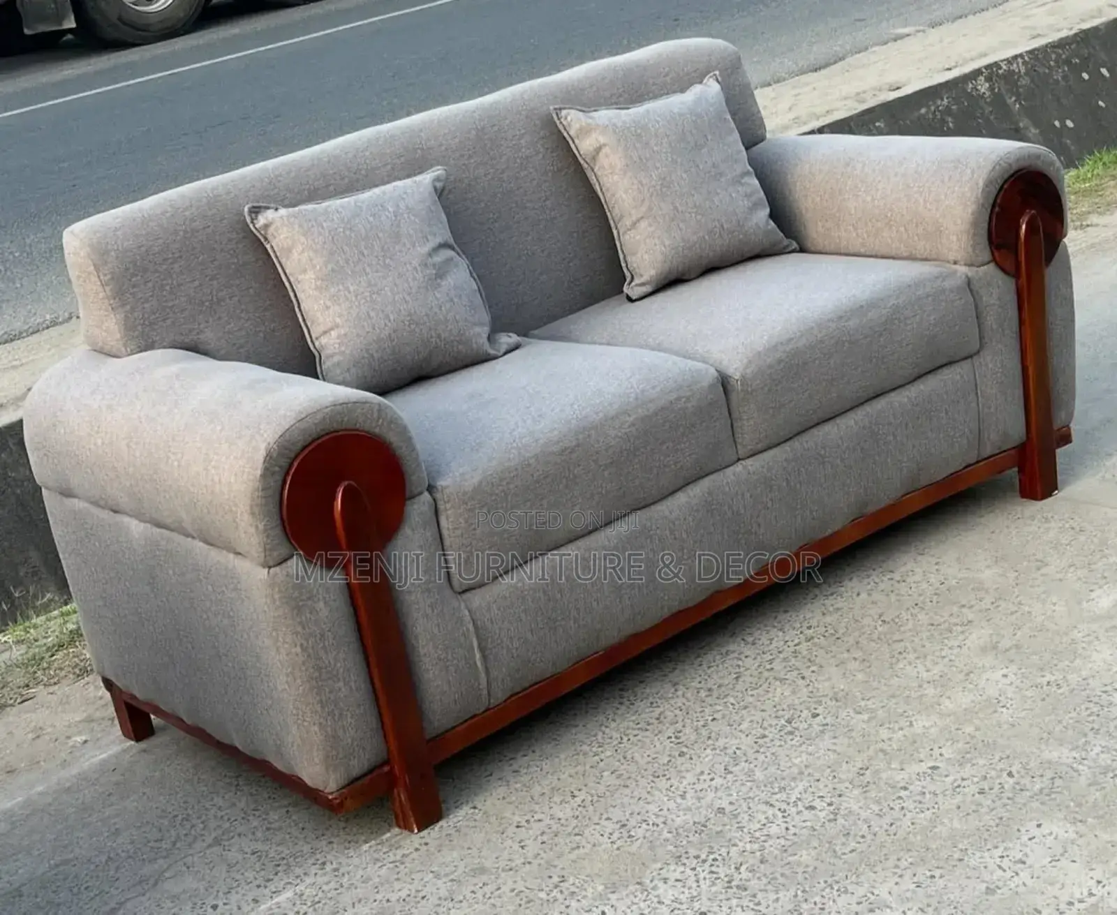 Loveseat Luxury Design Sofa