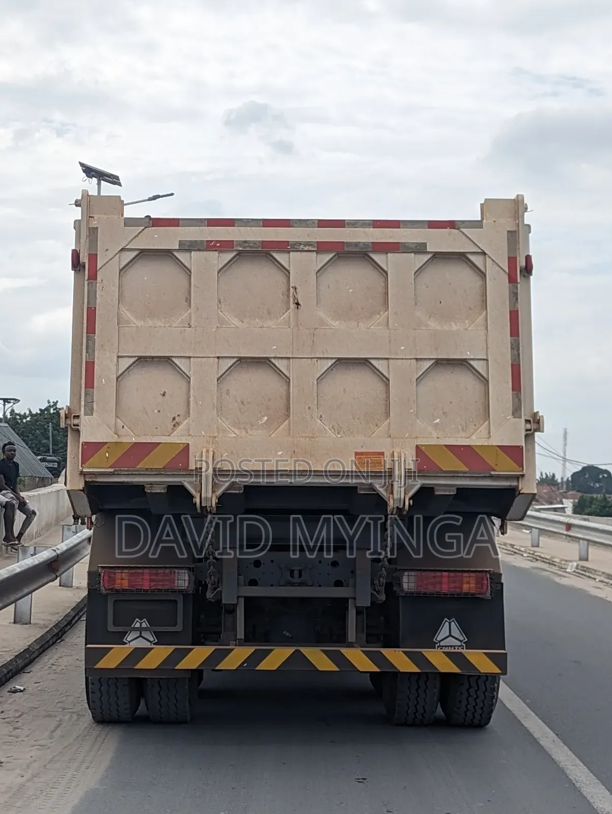Howo Dump on Sale