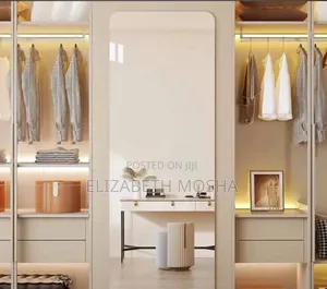 Acrylic Wall Mirrors*
Shape: Rectangle