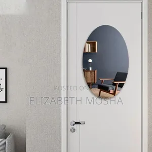 Acrylic Wall Mirrors*
Shape: Square, Oval*