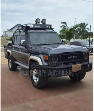 Toyota Land Cruiser 4.5 V8 TD 2017 Gray