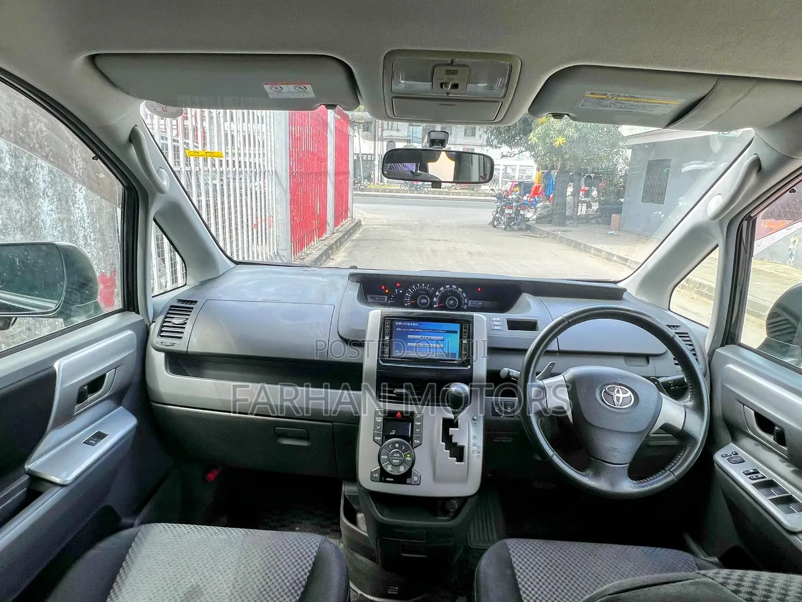 Toyota Noah 2008 Black