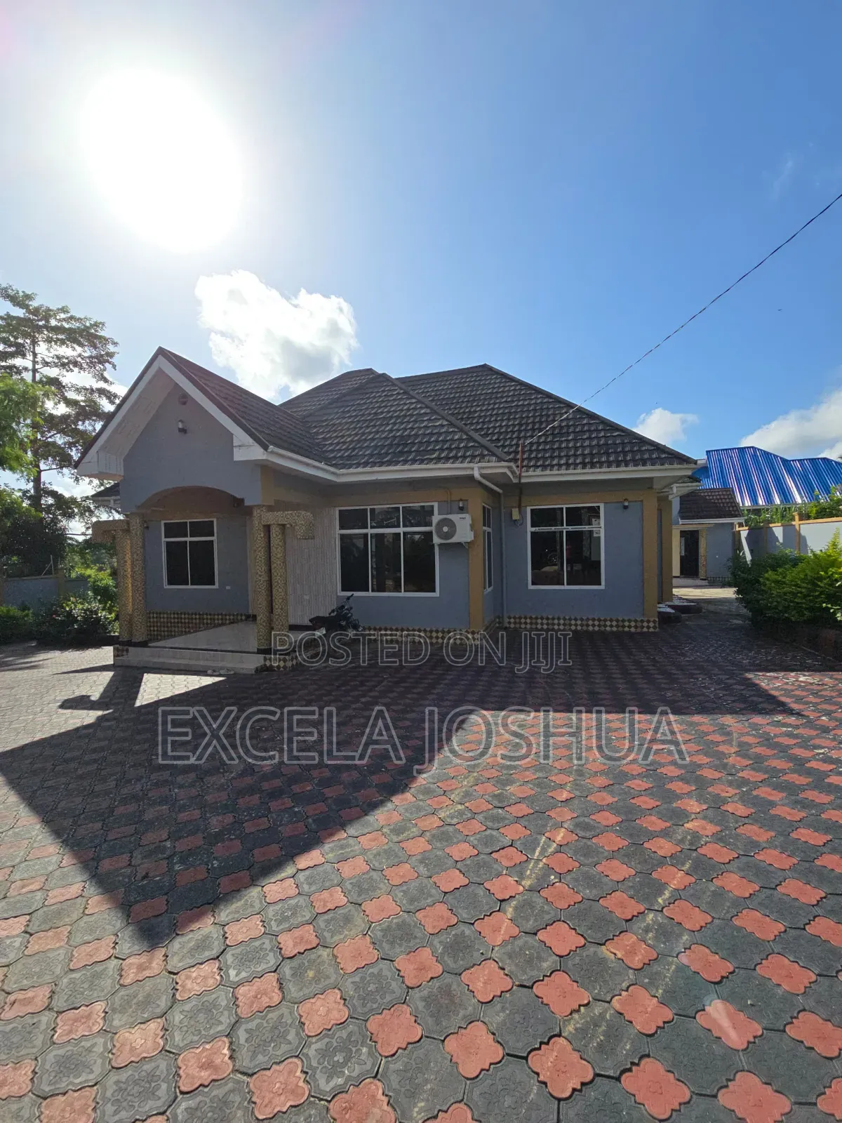 3bdrm House in Goba for sale