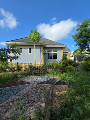 3bdrm House in Goba for sale