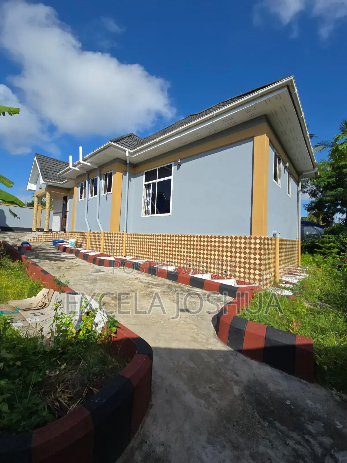 3bdrm House in Goba for sale