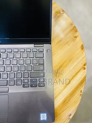 Laptop Dell Latitude 5400 8GB Intel Core i5 SSD 256GB