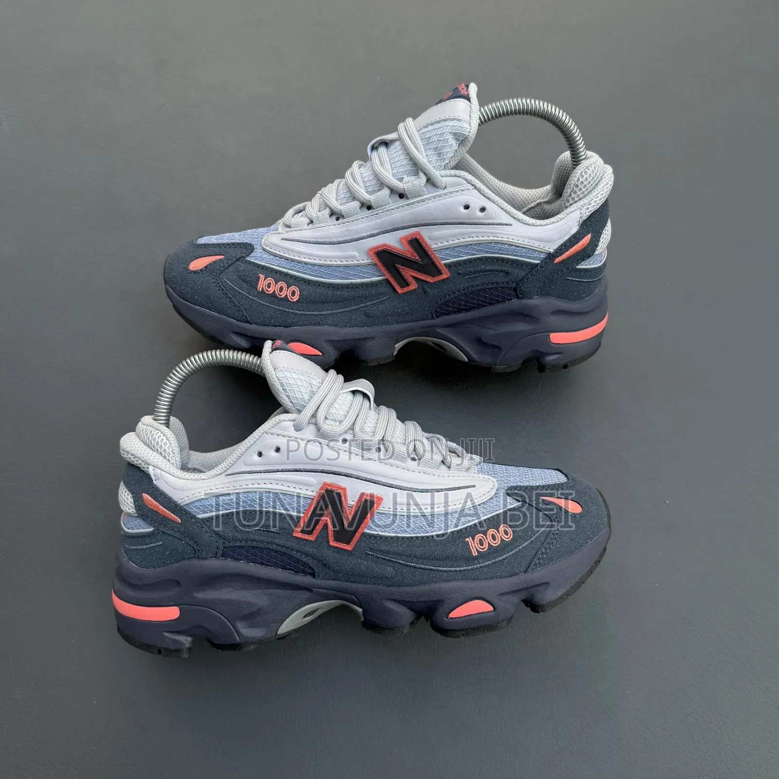 Nb1000 Sneakers