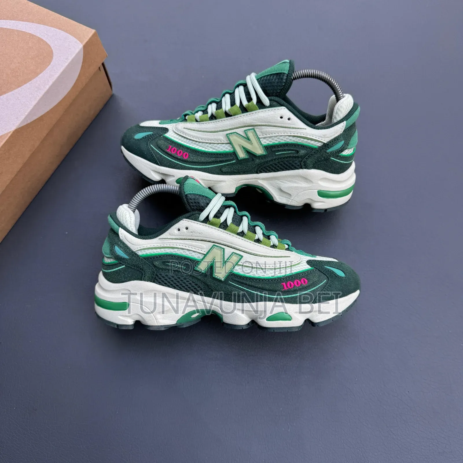 Nb1000 Sneakers