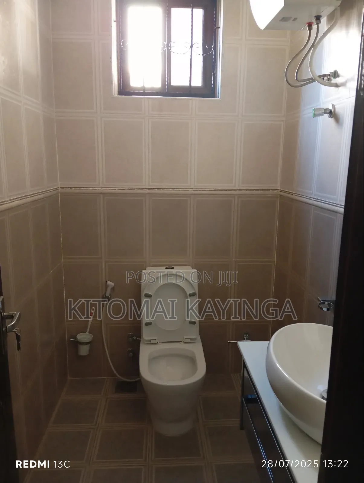 Furnished 4bdrm House in Upanga West for rent