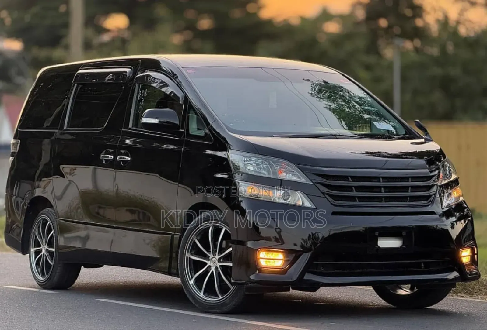 Toyota Vellfire 2011 Black