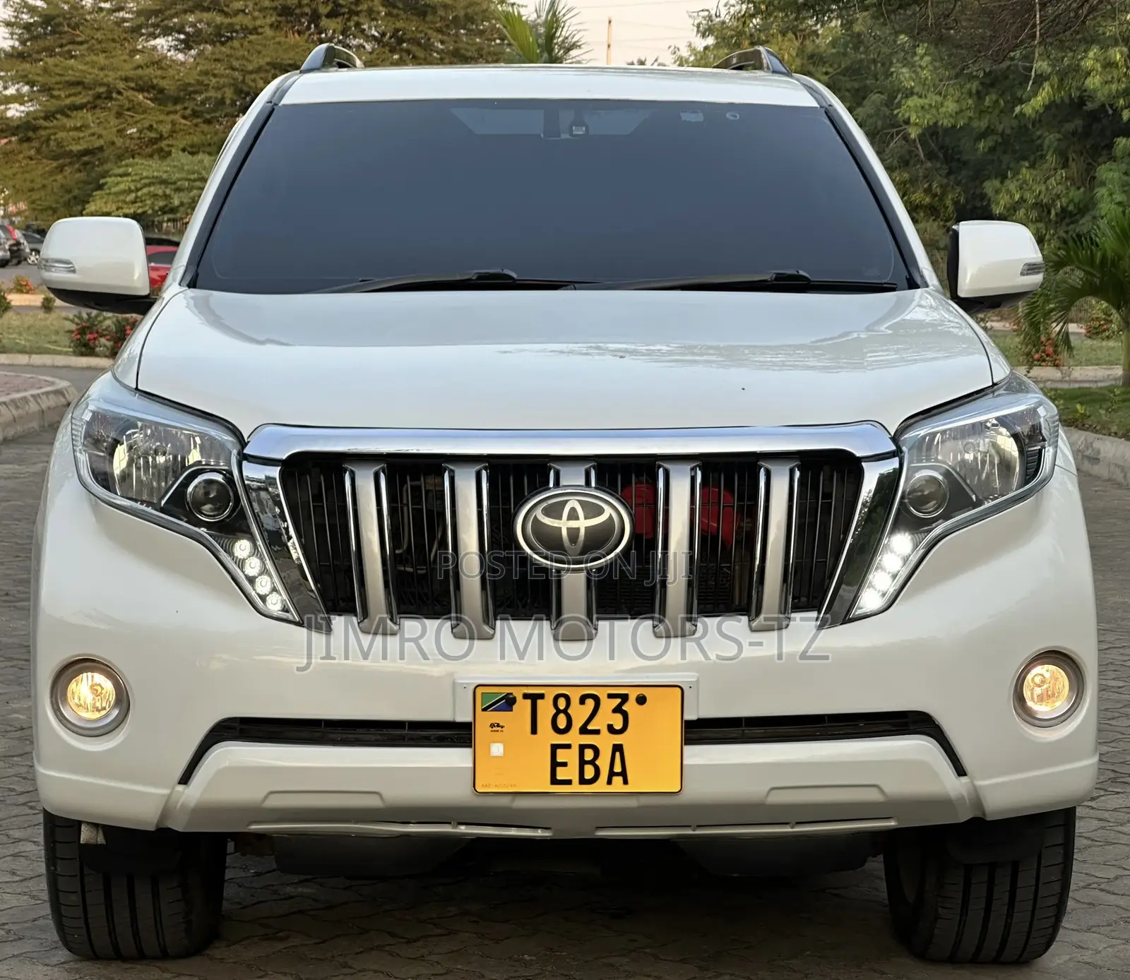 Toyota Land Cruiser Prado 2016 White