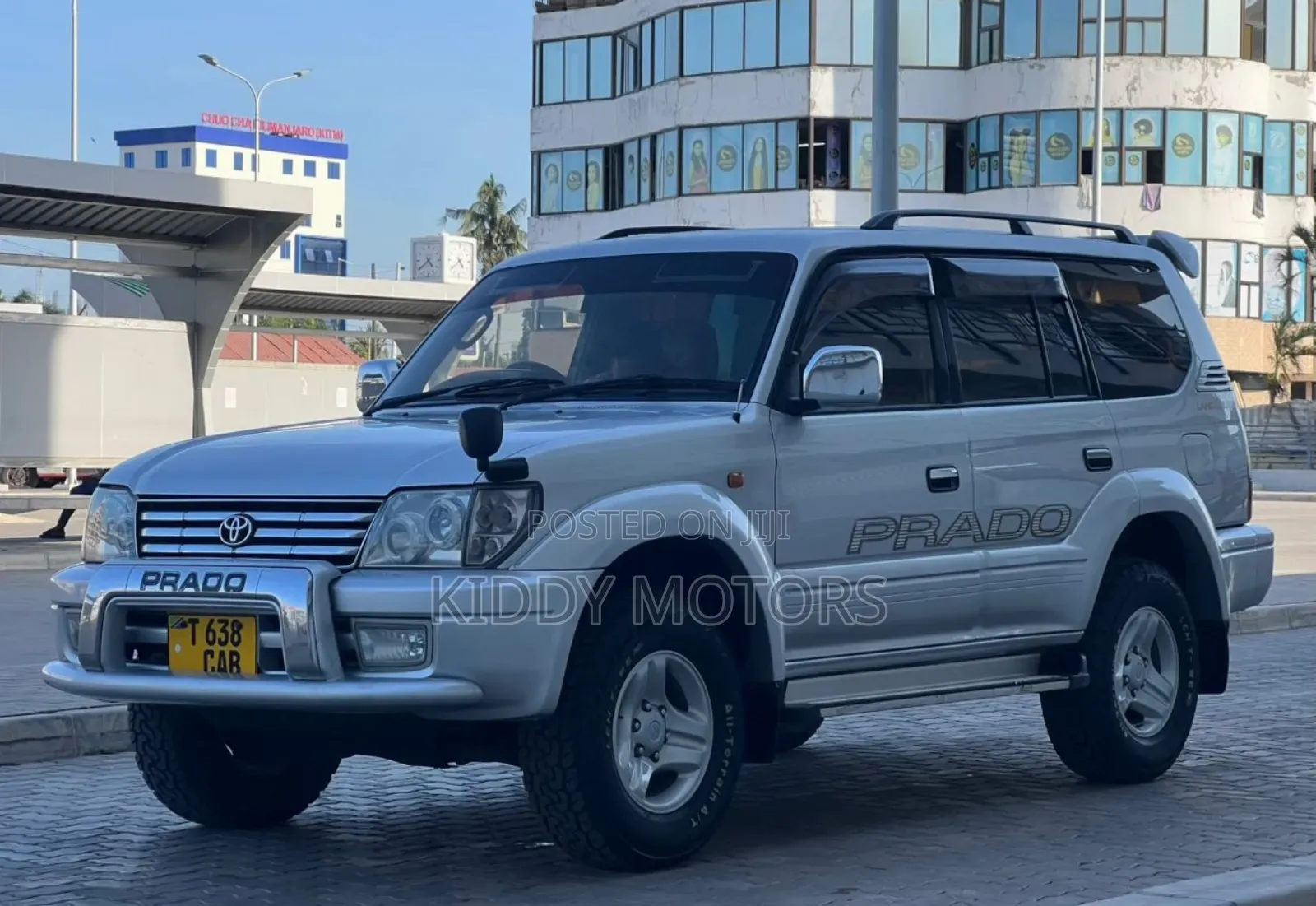 Toyota Land Cruiser Prado 2001 Silver