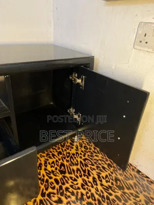 Modern Living Room Upper Tempered Glass Black Tv Cabinet