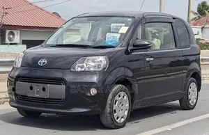 Toyota Porte 1.5 FWD 2015 Black