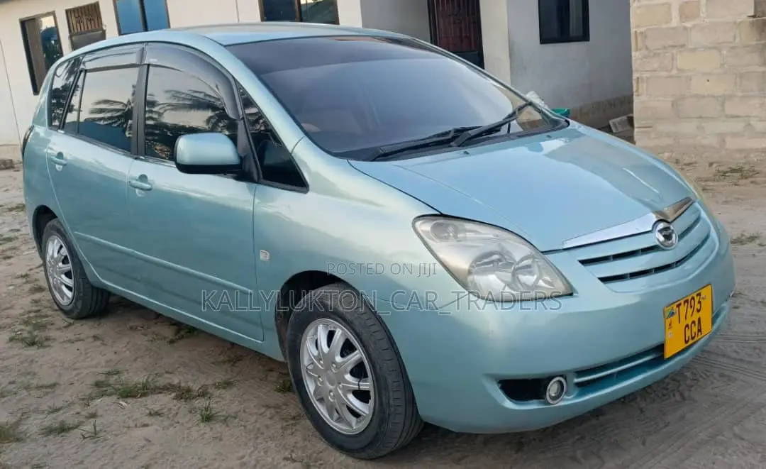 Toyota Corolla Spacio 2004 Blue