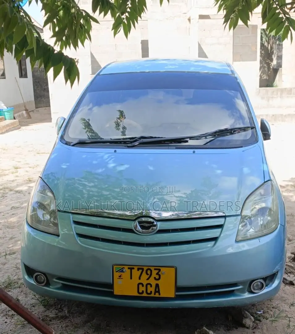 Toyota Corolla Spacio 2004 Blue