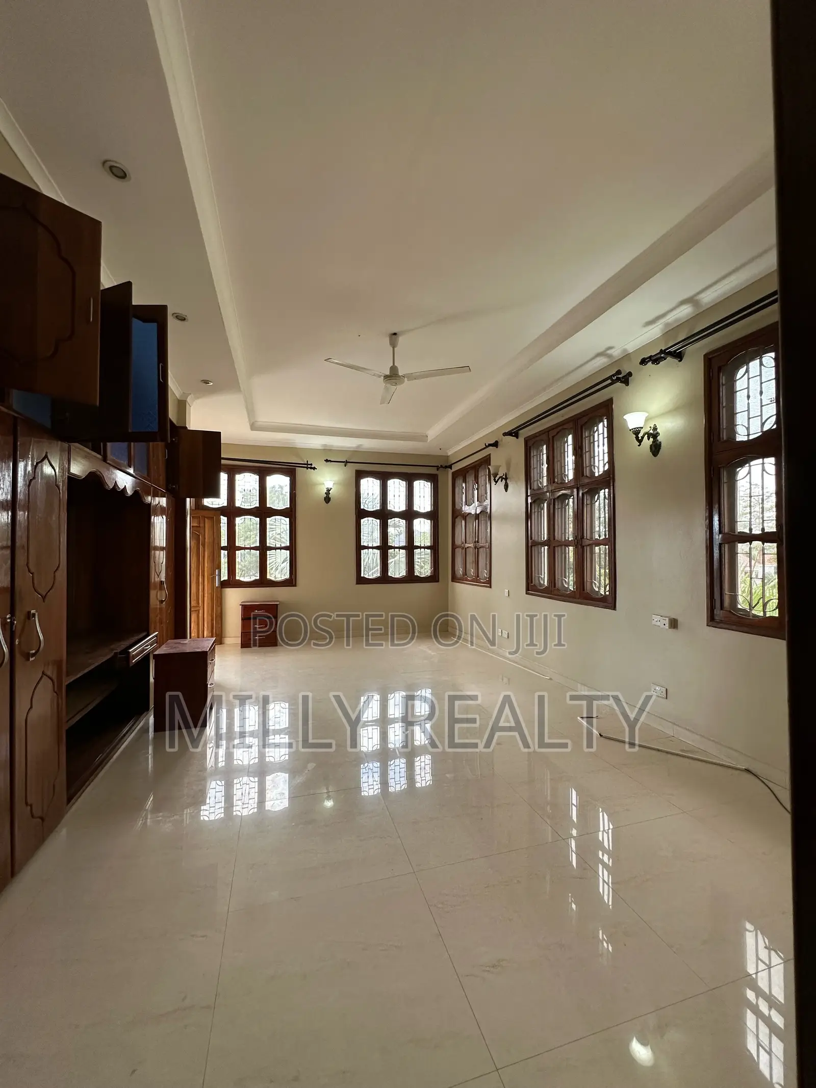 4bdrm House in Mbweni Jkt Block 3 for rent