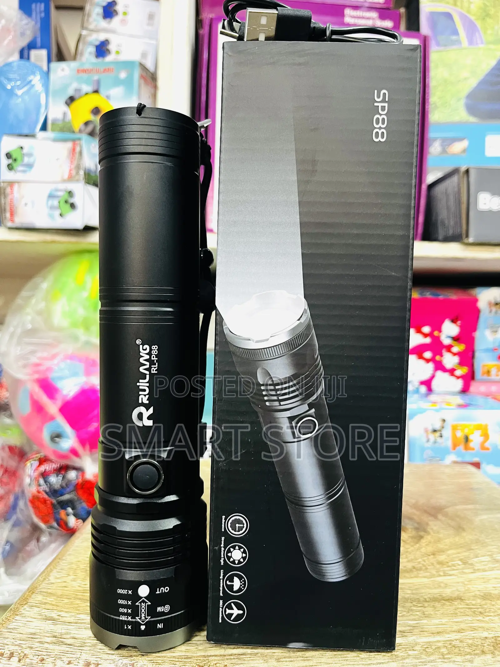 Rechargeable Led Flashlight With Built-in Power Bank Zoom