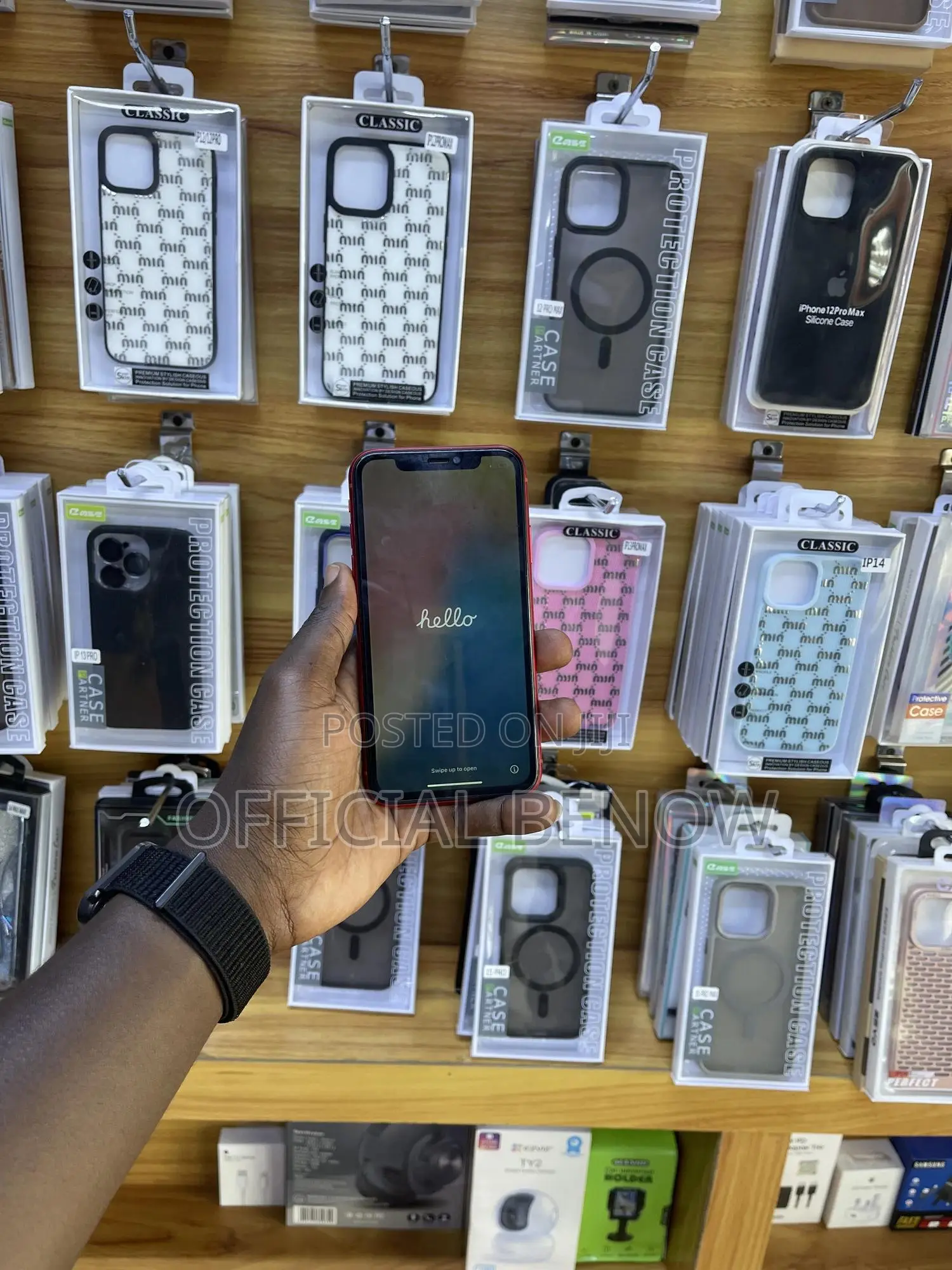 Apple iPhone 11 64 GB Red