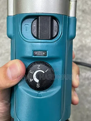 Hammer Drill Makita 20mm