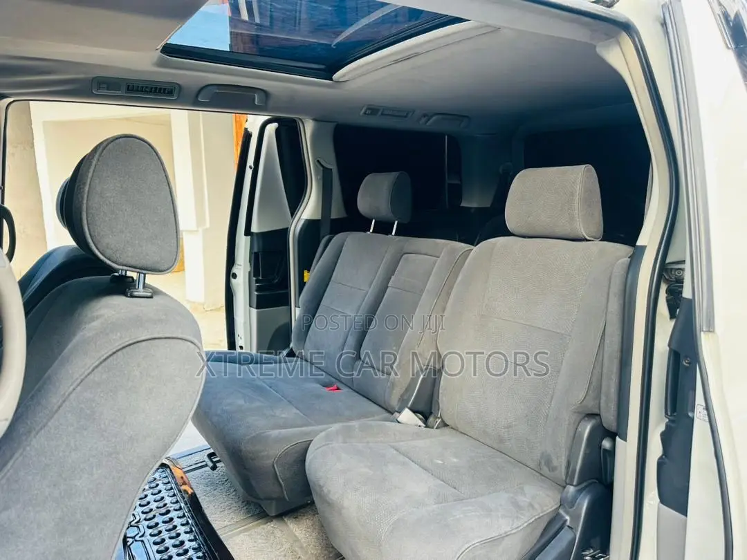 Toyota Alphard 2006 White