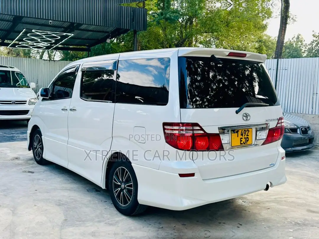 Toyota Alphard 2006 White