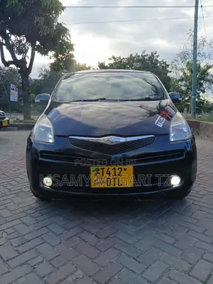 Toyota Ractis 1.5 FWD 2006 Black