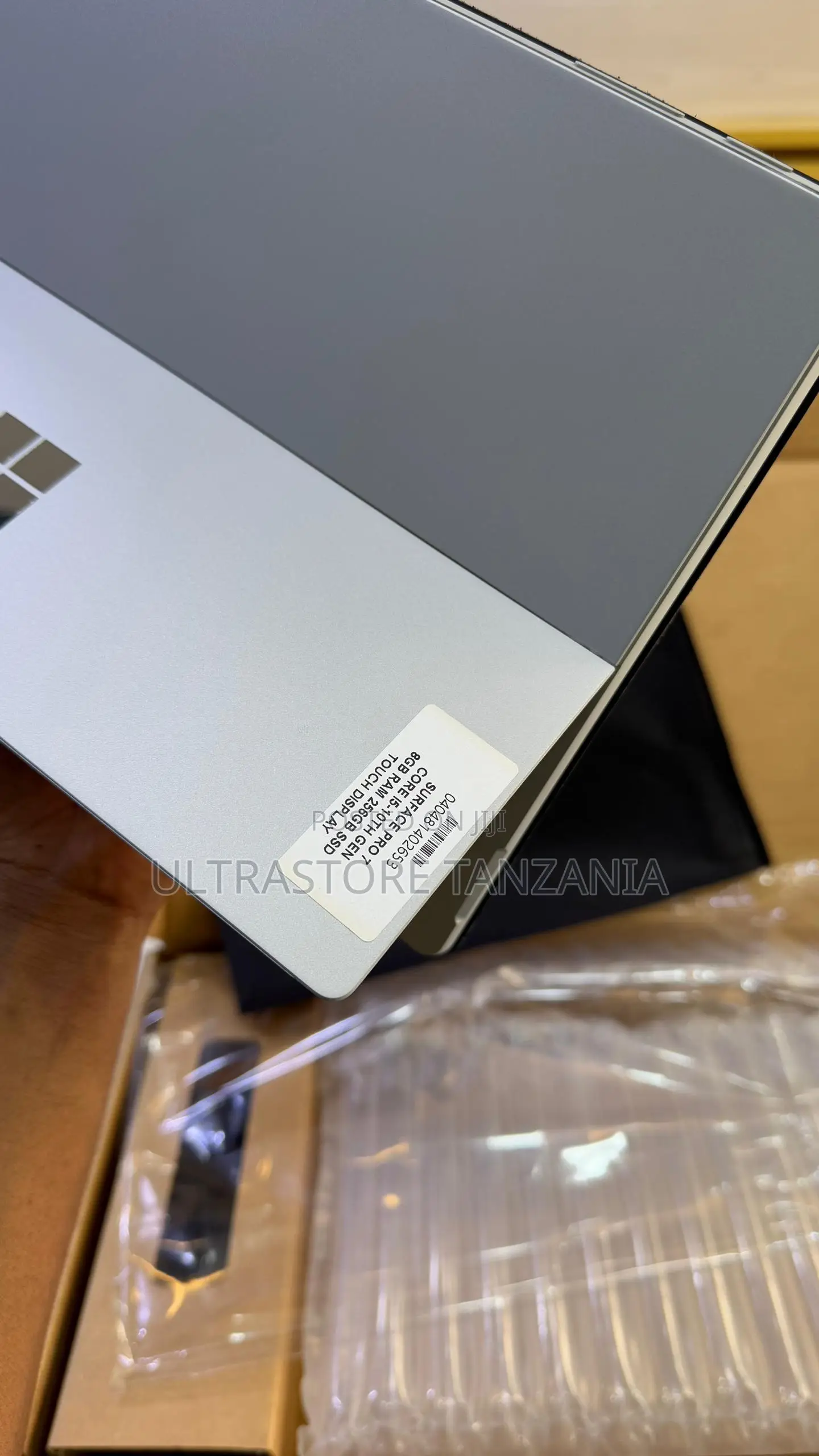 New Laptop Microsoft Surface Pro 7 8GB Intel Core I5 SSD 256GB