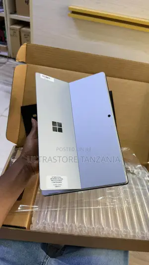 New Laptop Microsoft Surface Pro 7 8GB Intel Core I5 SSD 256GB