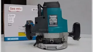 Router Plounge Makita