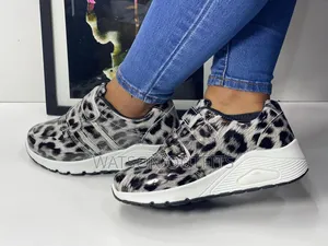 Sneakers or Raba Za Kike or Women's or Female
