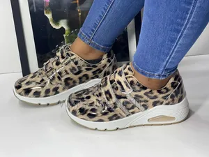 Sneakers or Raba Za Kike or Women's or Female