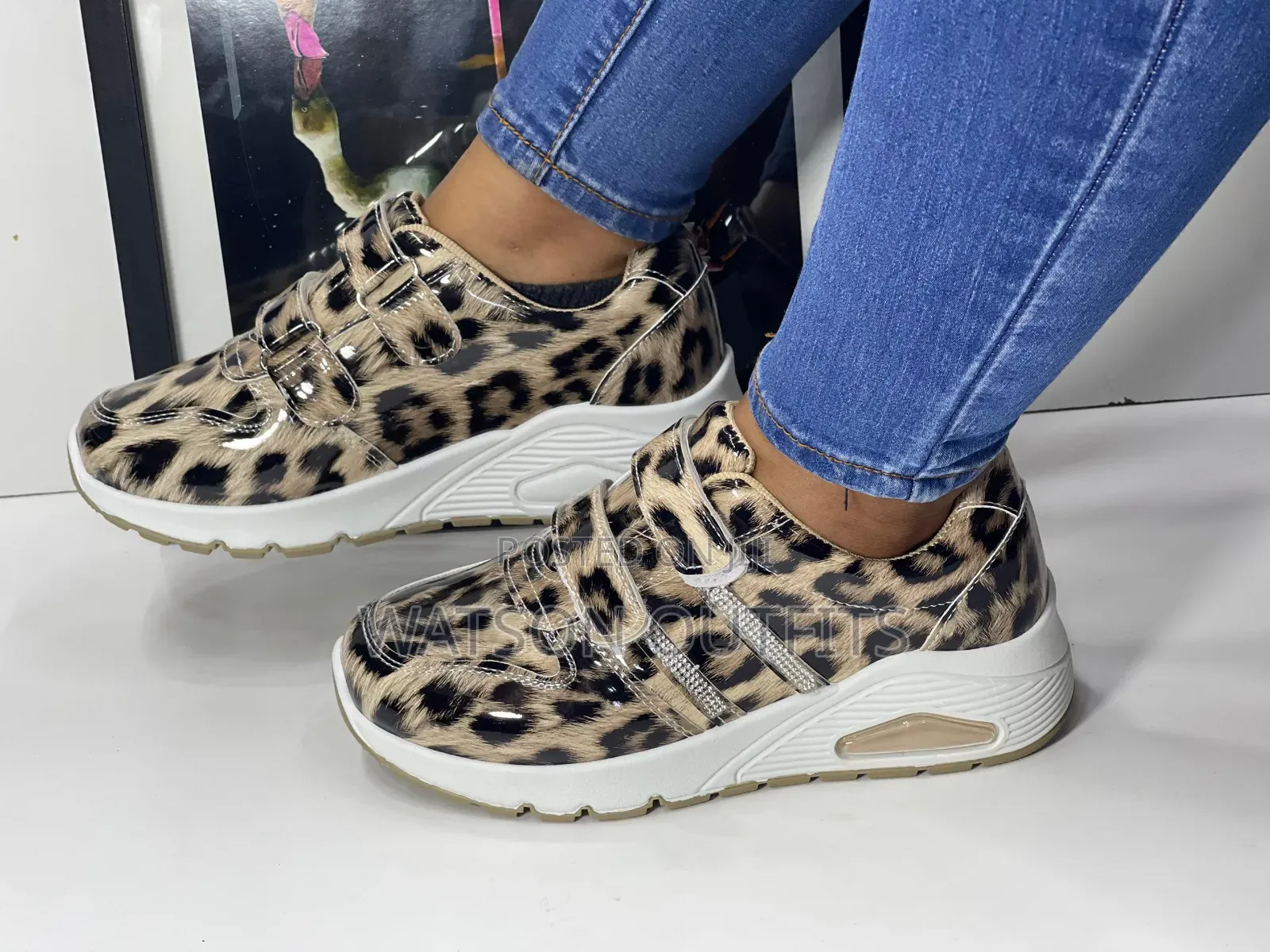 Sneakers or Raba Za Kike or Women's or Female