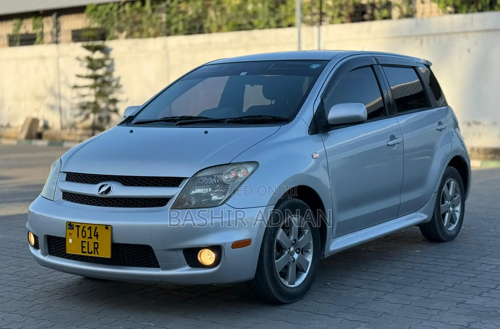 Toyota IST 2006 Silver