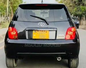 Toyota IST 2004 Black