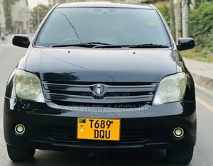 Toyota IST 2004 Black