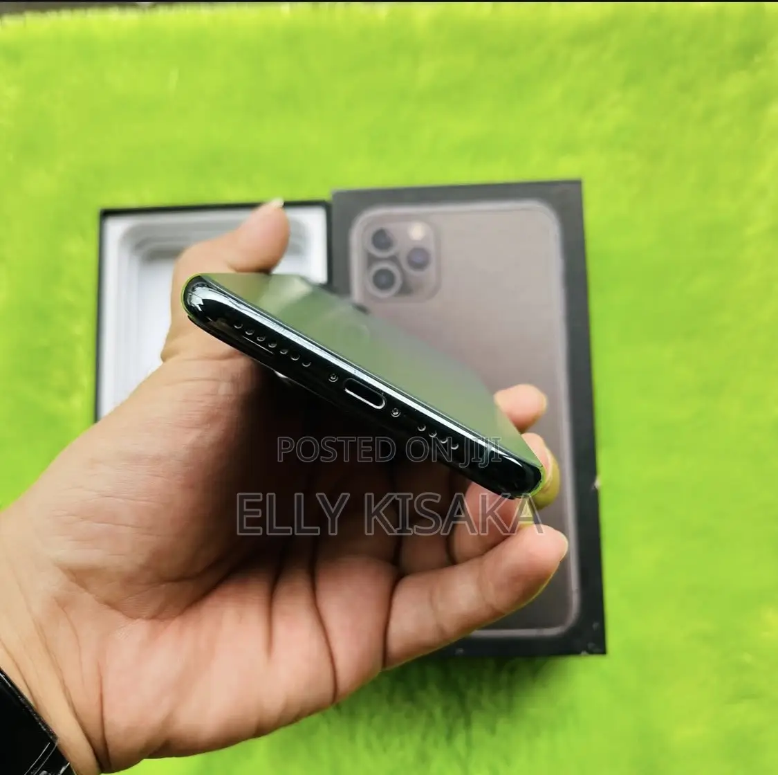 New Apple iPhone 11 Pro Max 256 GB Green