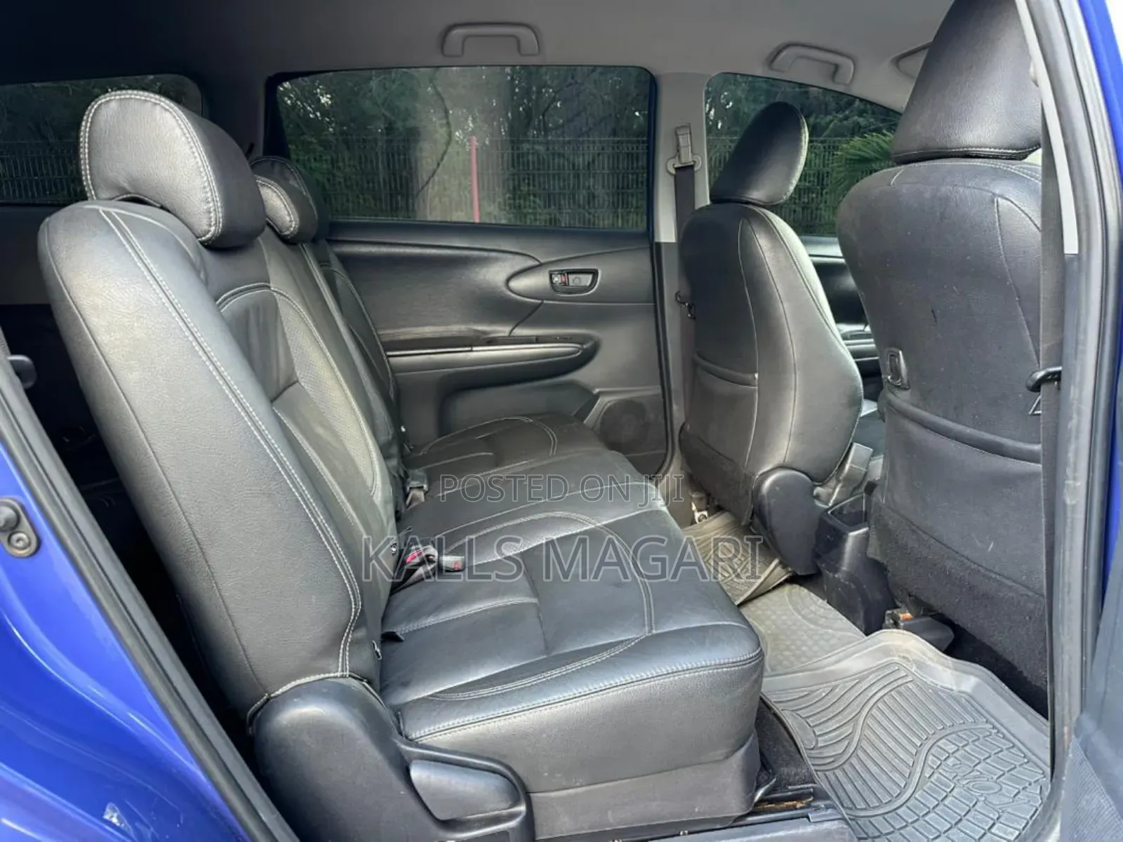 Toyota Wish 2010 Blue
