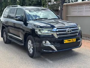 Toyota Land Cruiser 2014 Black