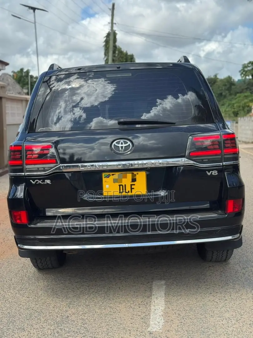 Toyota Land Cruiser 2014 Black