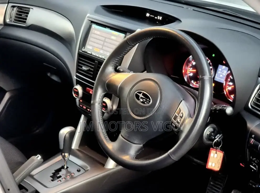Subaru Forester 2010 White