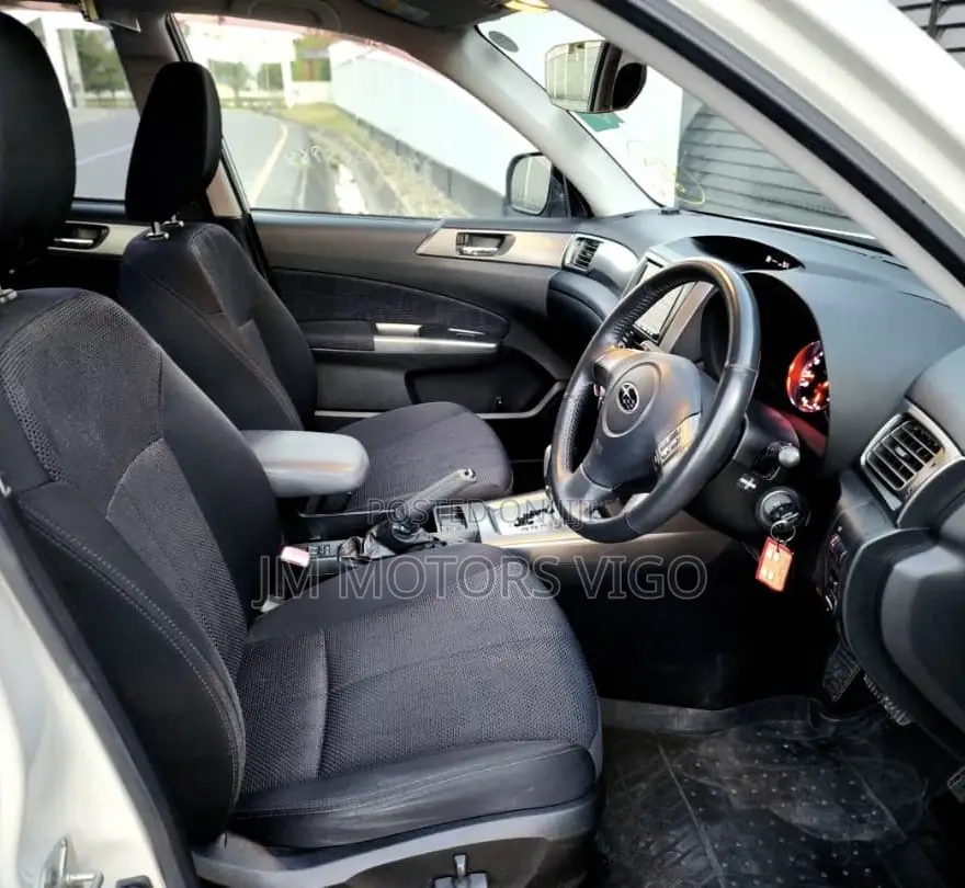 Subaru Forester 2010 White