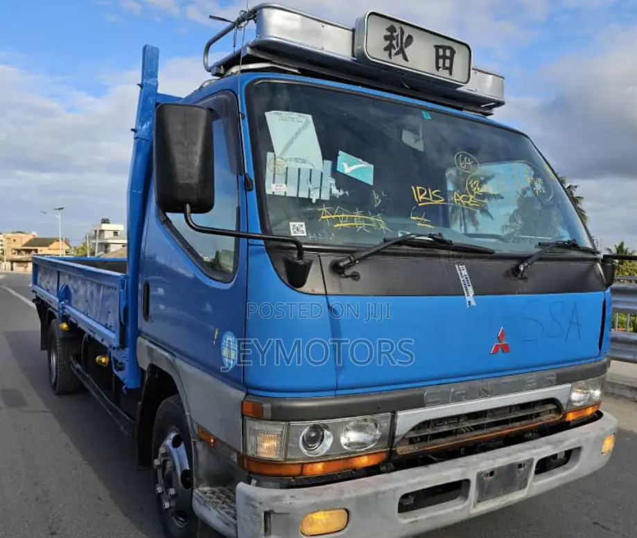 Mitsubishi Canter Long Base