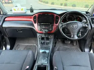 Toyota Kluger 2003 Black