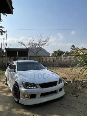 Photo - Toyota Altezza 2004 White