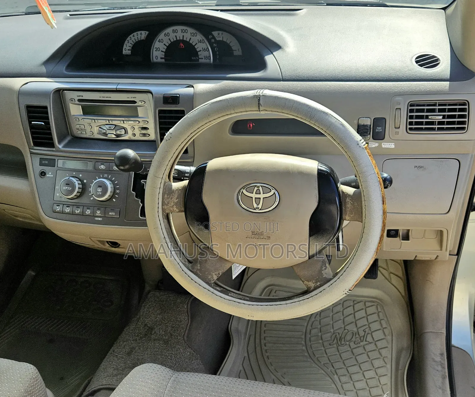 Toyota Raum 2004