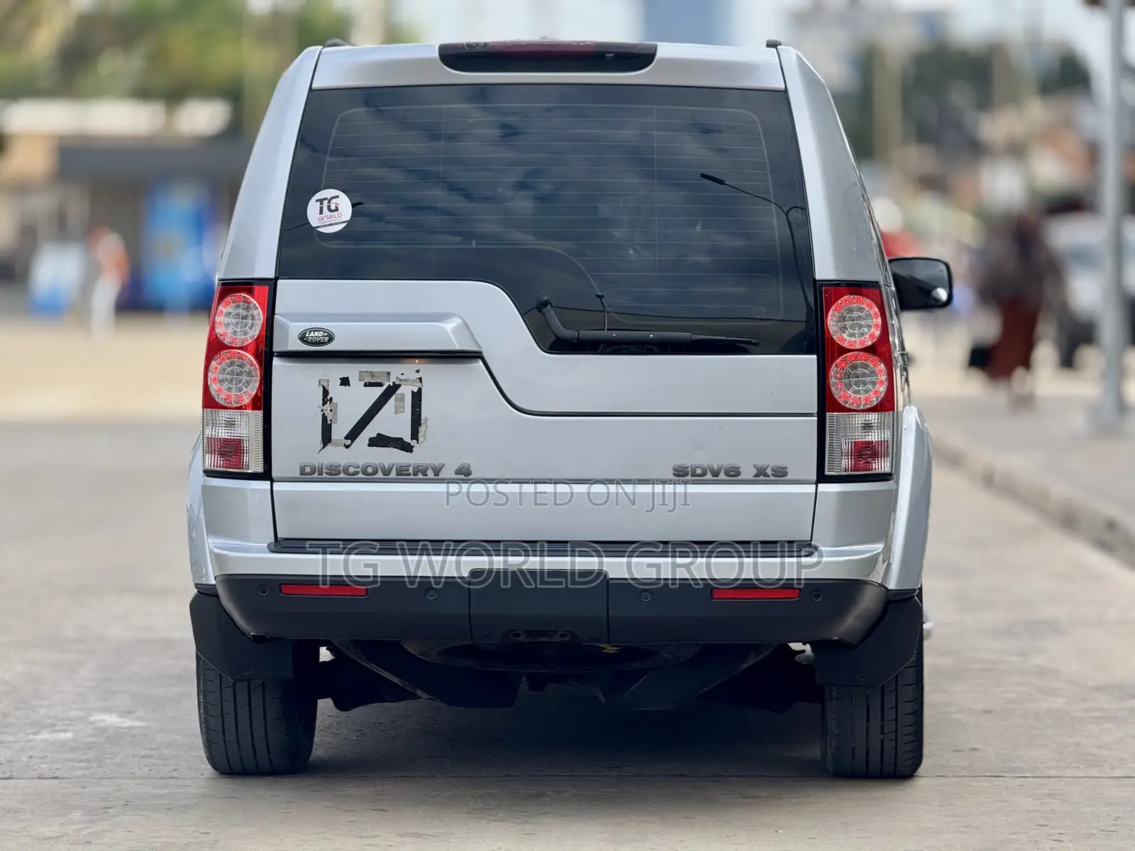 Land Rover Discovery 2011 Silver