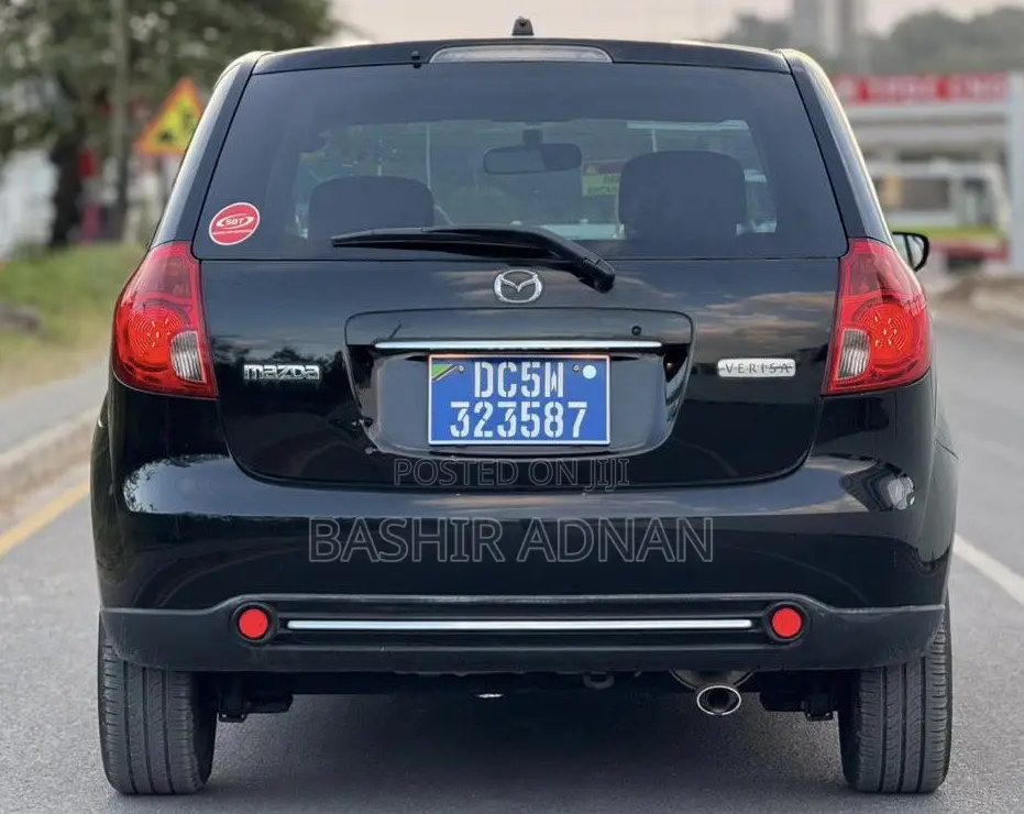 Mazda Verisa 2008 Black